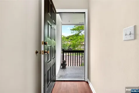 23 Peach Hill Court Ramsey NJ 07446