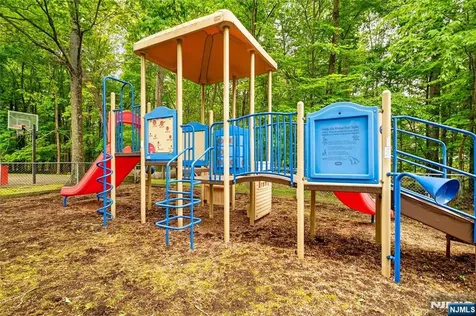 23 Peach Hill Court Ramsey NJ 07446