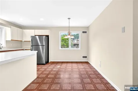 23 Peach Hill Court Ramsey NJ 07446