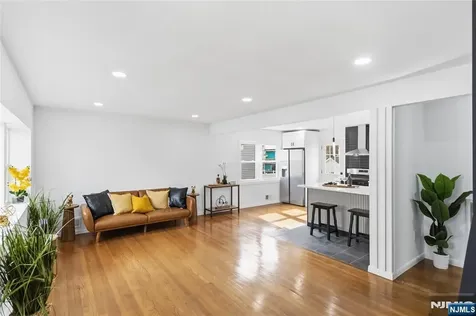 116 Washington Place Teaneck NJ 07666