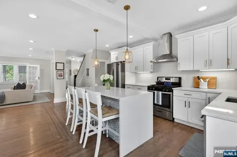 54 Van Riper Avenue Rutherford NJ 07070