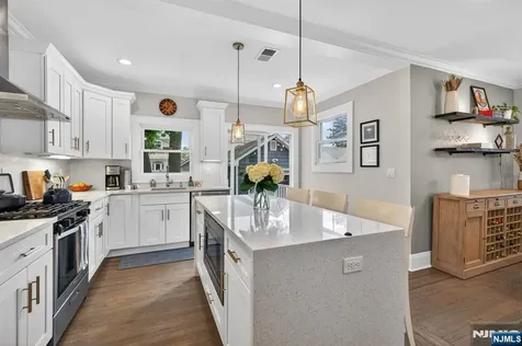 54 Van Riper Avenue Rutherford NJ 07070