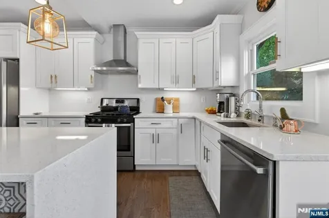54 Van Riper Avenue Rutherford NJ 07070