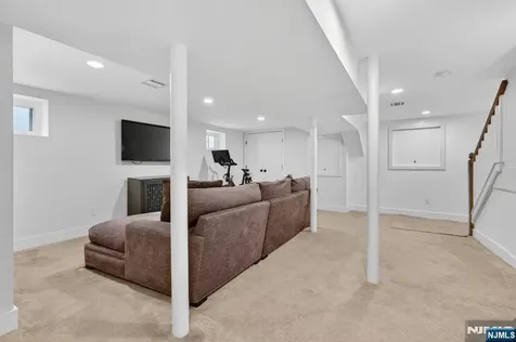 54 Van Riper Avenue Rutherford NJ 07070