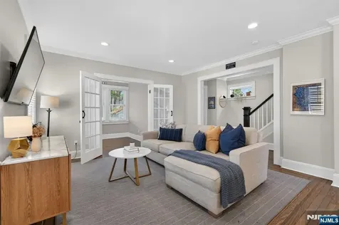 54 Van Riper Avenue Rutherford NJ 07070