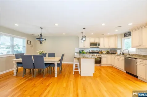 136 Redwood Avenue Wayne NJ 07470
