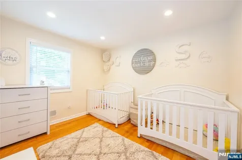 136 Redwood Avenue Wayne NJ 07470