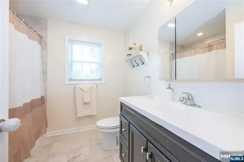 136 Redwood Avenue Wayne NJ 07470