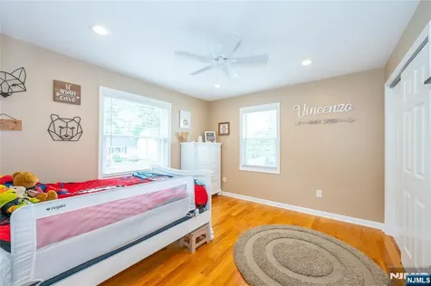 136 Redwood Avenue Wayne NJ 07470