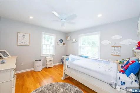 136 Redwood Avenue Wayne NJ 07470