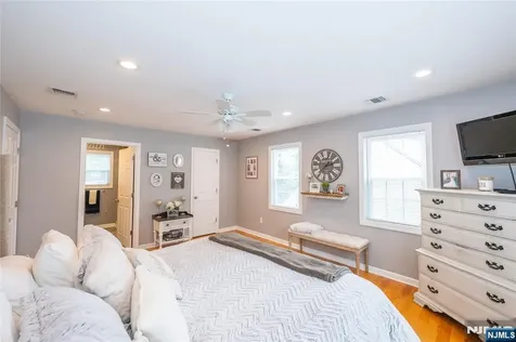 136 Redwood Avenue Wayne NJ 07470