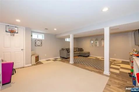 136 Redwood Avenue Wayne NJ 07470