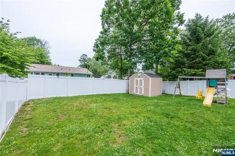 136 Redwood Avenue Wayne NJ 07470