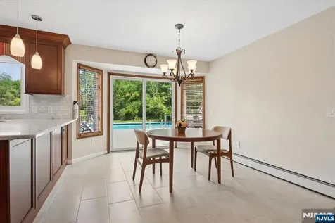5 Glen Ridge Drive Washington Township NJ 07853