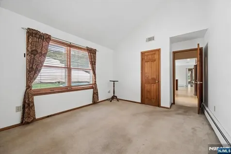 5 Glen Ridge Drive Washington Township NJ 07853