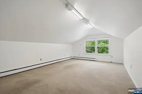 5 Glen Ridge Drive Washington Township NJ 07853