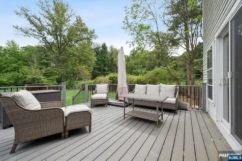 5 Glen Ridge Drive Washington Township NJ 07853