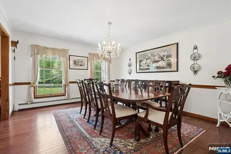 5 Glen Ridge Drive Washington Township NJ 07853