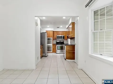 168 County Road Cresskill NJ 07626