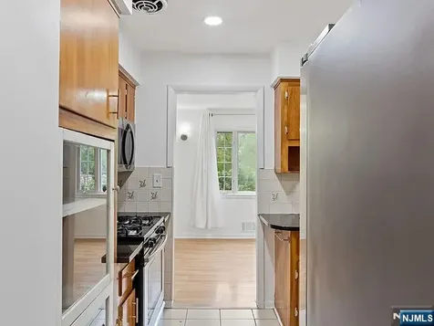 168 County Road Cresskill NJ 07626