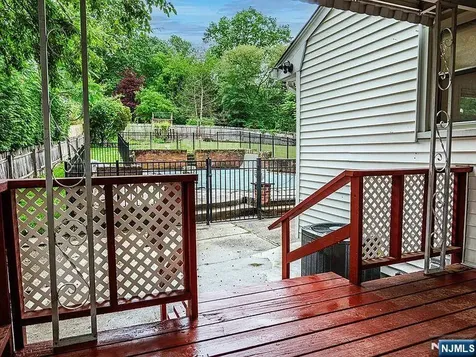 168 County Road Cresskill NJ 07626