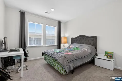 29 Arnold Drive Wood Ridge NJ 07075