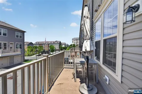 29 Arnold Drive Wood Ridge NJ 07075