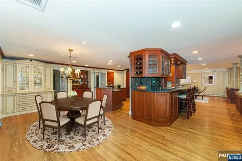 1051 Westwood Avenue Old Tappan NJ 07675