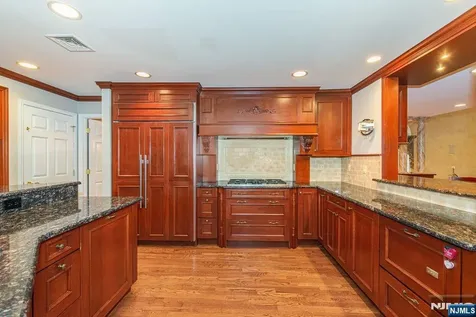 1051 Westwood Avenue Old Tappan NJ 07675