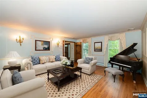 1051 Westwood Avenue Old Tappan NJ 07675
