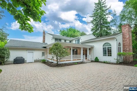 1051 Westwood Avenue Old Tappan NJ 07675