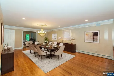 1051 Westwood Avenue Old Tappan NJ 07675