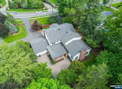 1051 Westwood Avenue Old Tappan NJ 07675