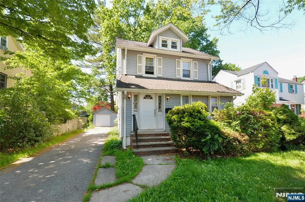 144 Degraw Avenue Teaneck NJ 07666