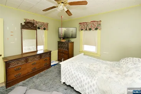 144 Degraw Avenue Teaneck NJ 07666