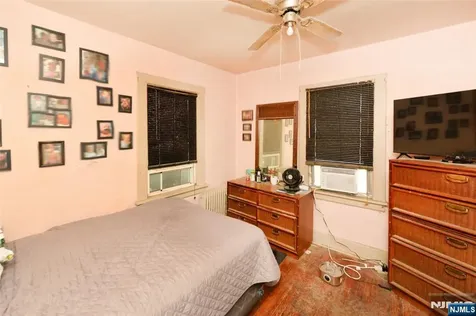 144 Degraw Avenue Teaneck NJ 07666