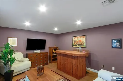 364 Piermont Avenue Hillsdale NJ 07642