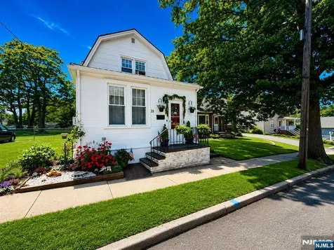 31 Hope Street Nutley NJ 07110
