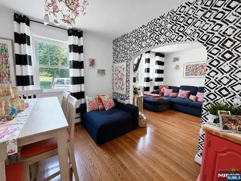 31 Hope Street Nutley NJ 07110