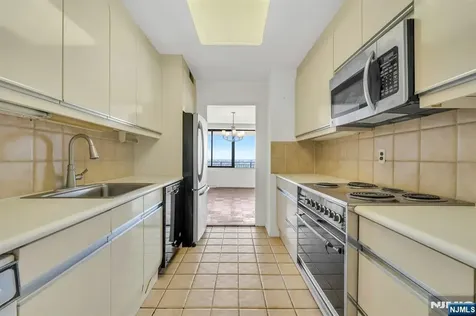 1500 Palisade Avenue Fort Lee NJ 07024