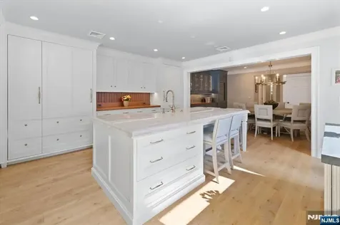 454 Hasbrouck Boulevard Oradell NJ 07649