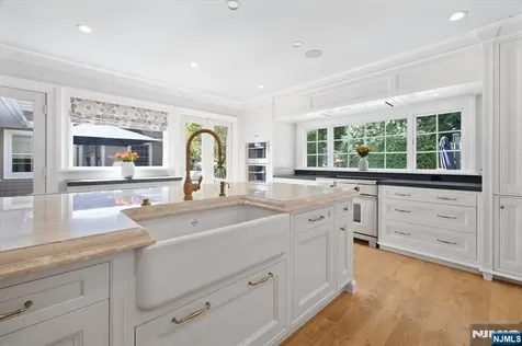454 Hasbrouck Boulevard Oradell NJ 07649