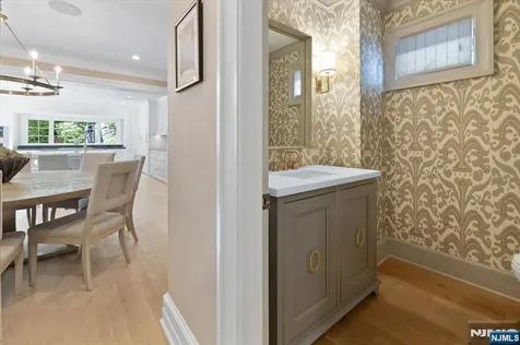 454 Hasbrouck Boulevard Oradell NJ 07649
