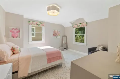 454 Hasbrouck Boulevard Oradell NJ 07649