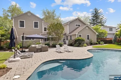 454 Hasbrouck Boulevard Oradell NJ 07649