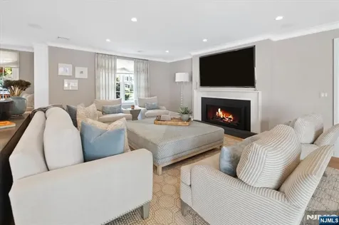 454 Hasbrouck Boulevard Oradell NJ 07649