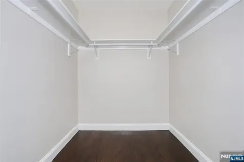 14 Byrne Place Bergenfield NJ 07621