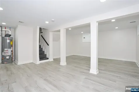 14 Byrne Place Bergenfield NJ 07621