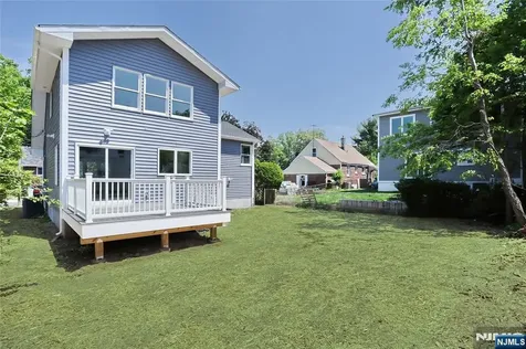14 Byrne Place Bergenfield NJ 07621