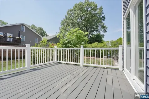 14 Byrne Place Bergenfield NJ 07621